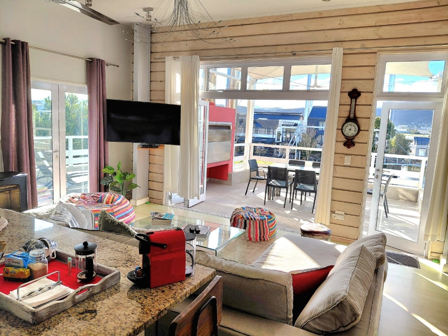1 Bedroom Property for Sale in Thesen Islands Western Cape